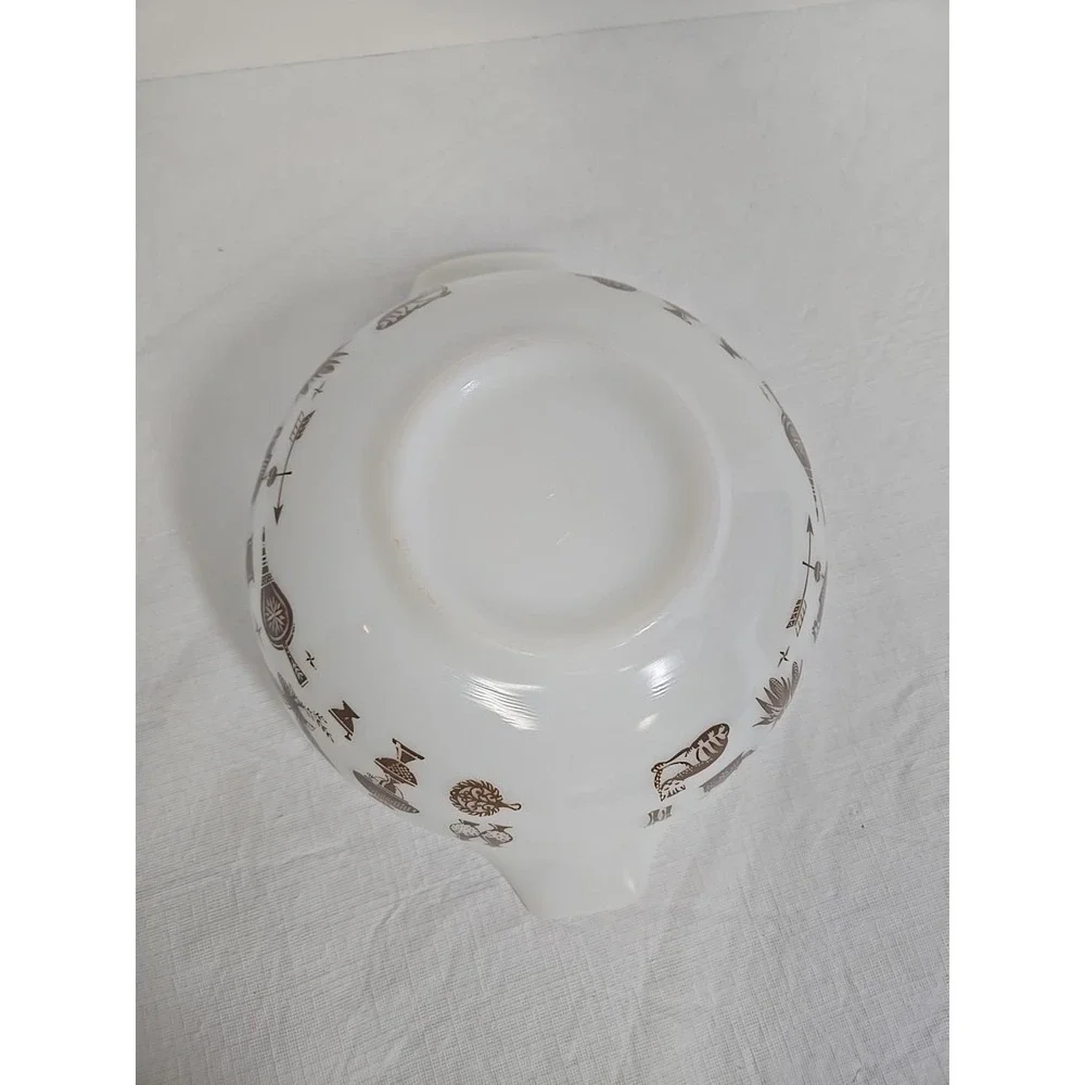 Vintage Pyrex Early American #443 Cinderella‎ Mixing Bowl 2.5 Qt White Brown